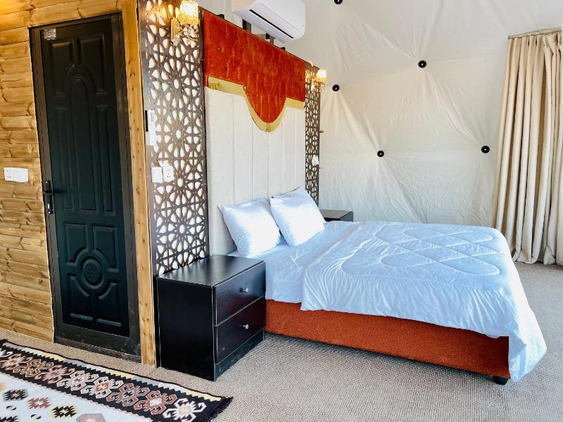 Wadi Rum Bubble Camp - image 4
