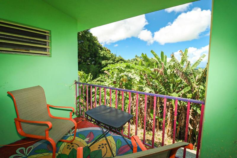 Deluxe Double Room with Balcony image 4