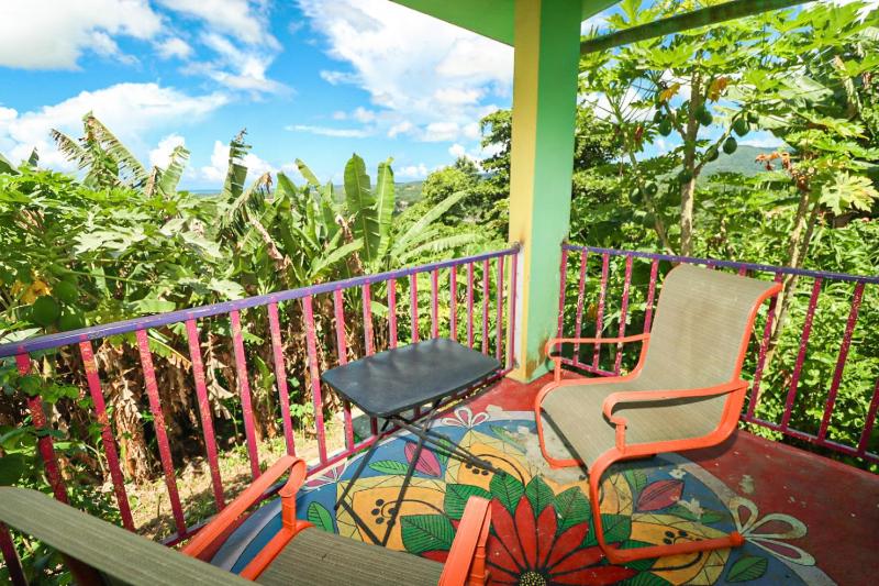 Deluxe Double Room with Balcony image 3