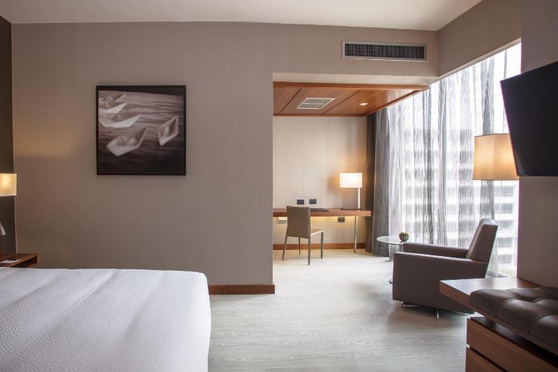 AC Hotel Panama City - image 13