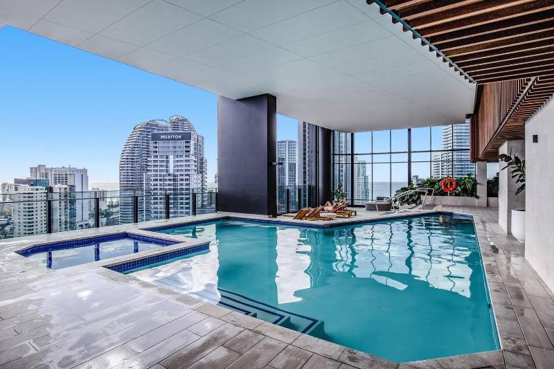 Golden Horizons - Resort Living in the Clouds Images