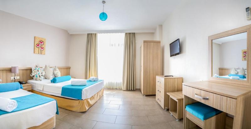 Standard Double or Twin Room image 2