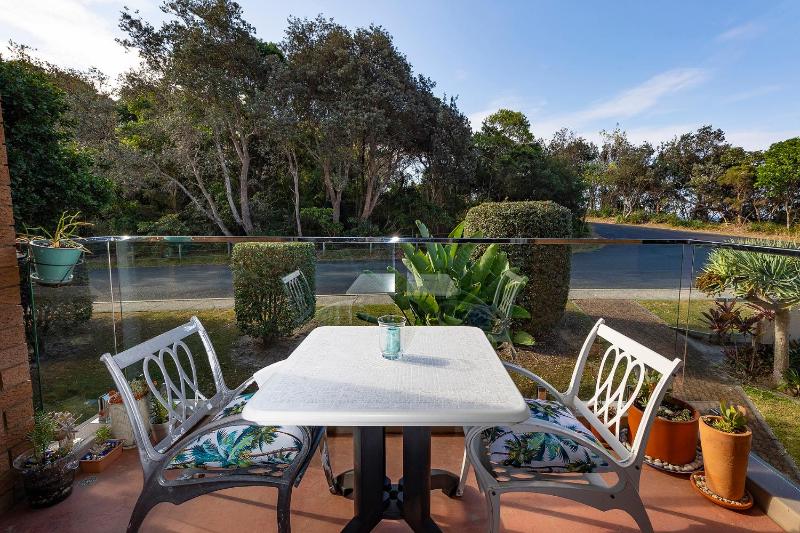 Oceancrest 4 Images