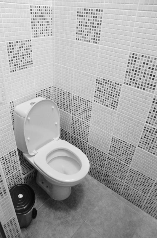 Single Room with Shower image 3