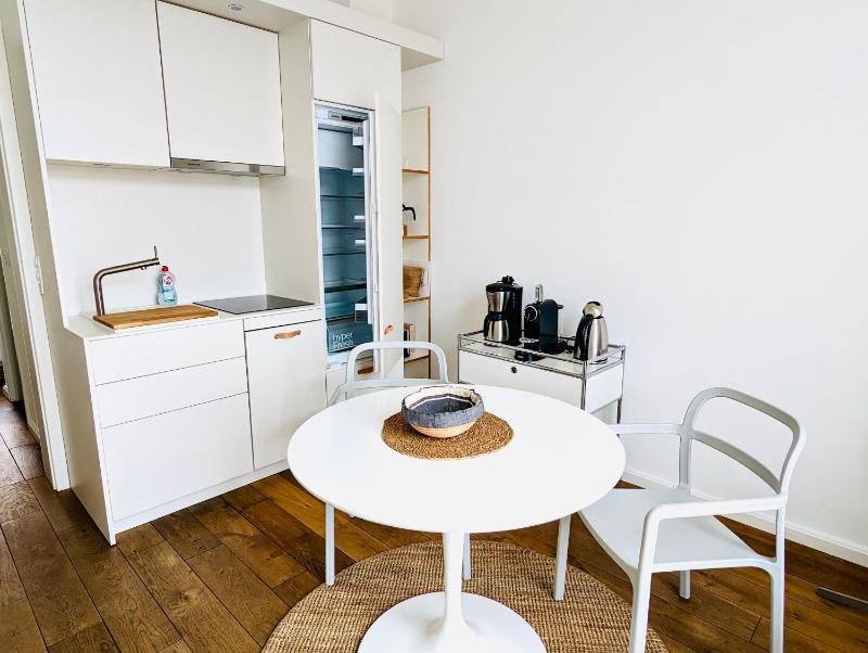 Apartment with Balcony image 3