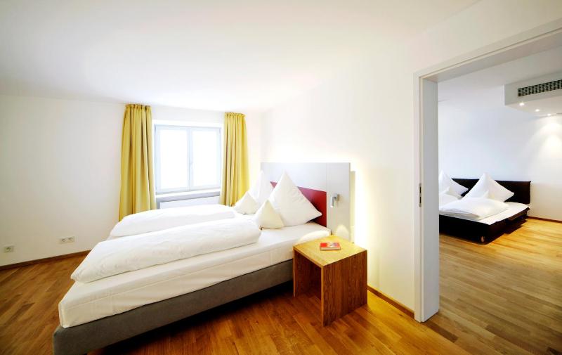 Suite image 4