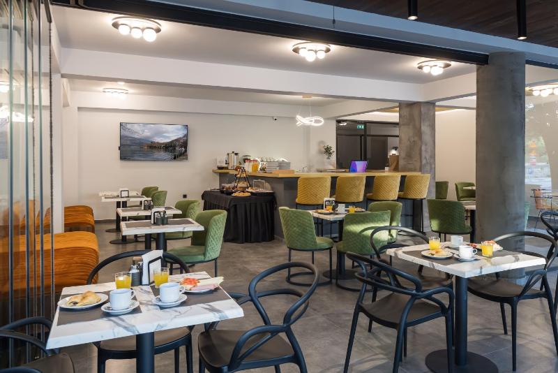 Centro Urban Stay - image 17