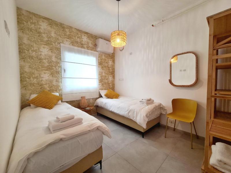 Gindi Tower Apartment - By Beach Apartments TLV - image 13