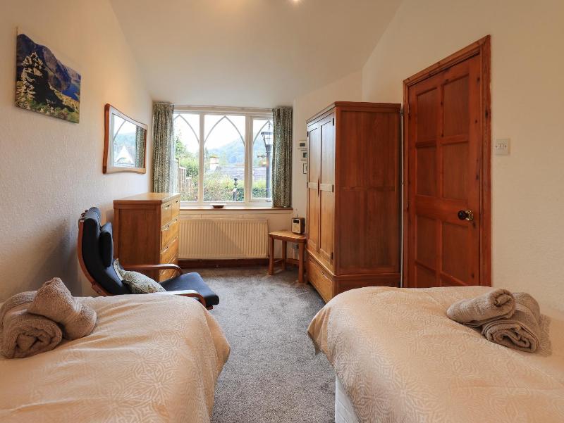 Gale Lodge Cottage - image 17