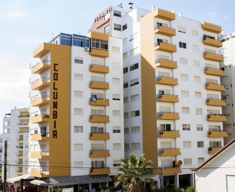 Columbia Apartamentos Turisticos - image 1