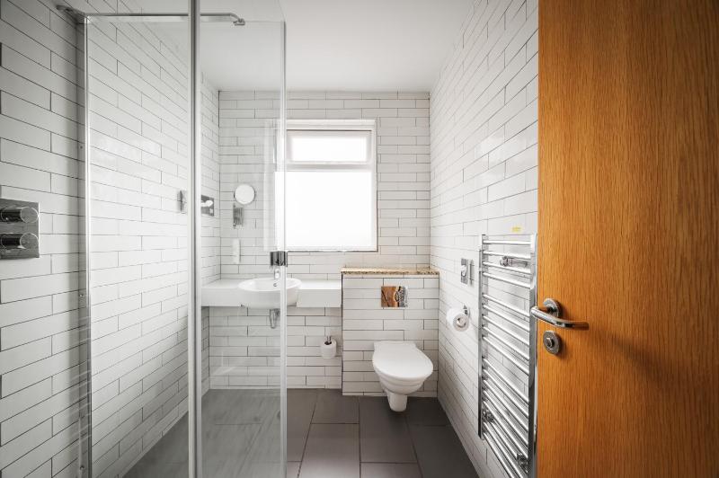 Classic King Room image 3