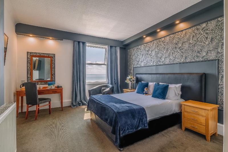 Superior Double Room image 1