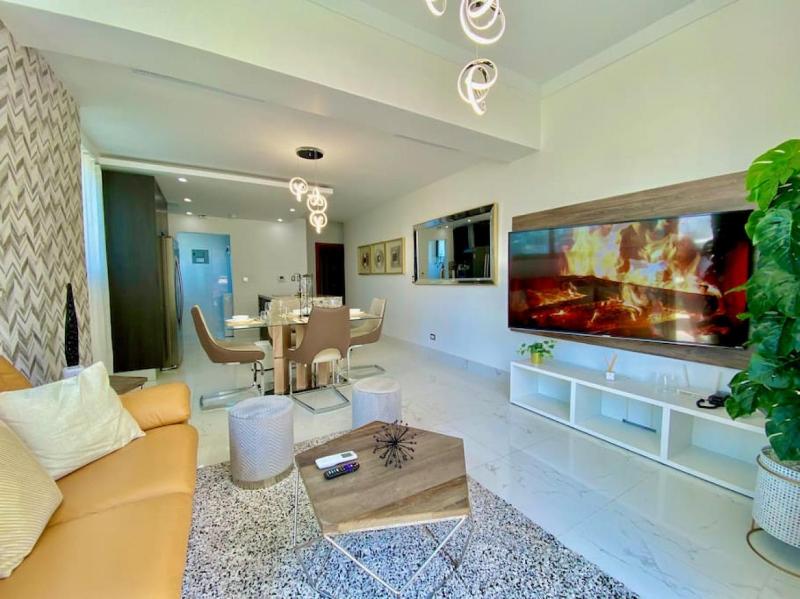 Upscale City Center Condo - image 1