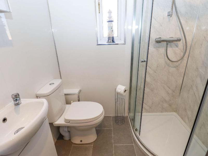 Chalfont Lodge - image 32