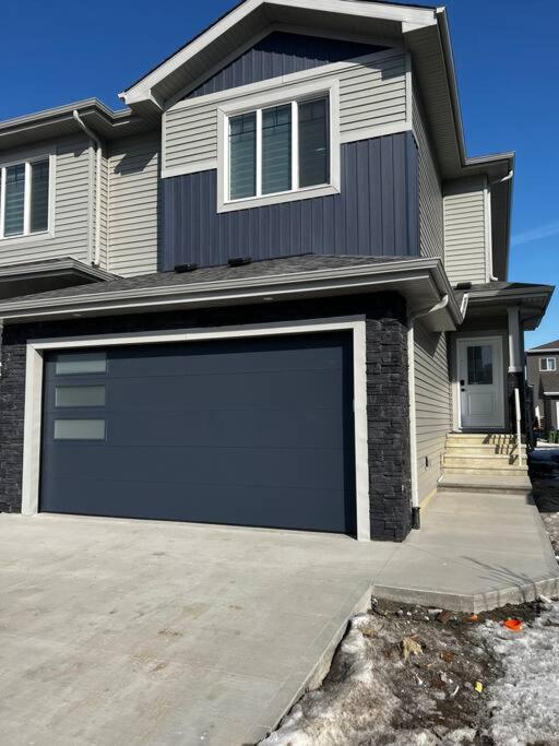 Prime Retreat: Cozy 2Bed Bsmnt with Modern Comfort - image 7