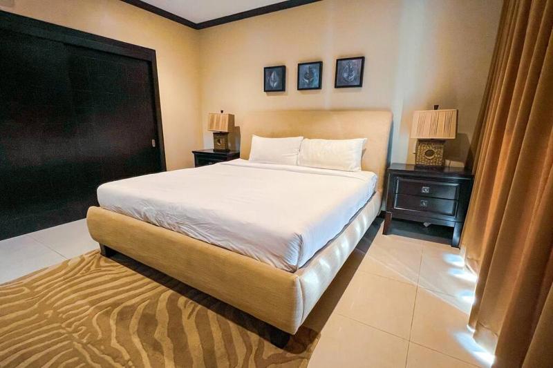 Luxury beach condo stunning sunset & ocean view - image 6