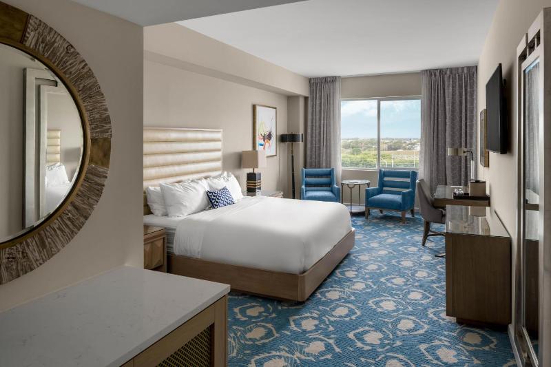 Classic King, Guest room, 1 King image 1