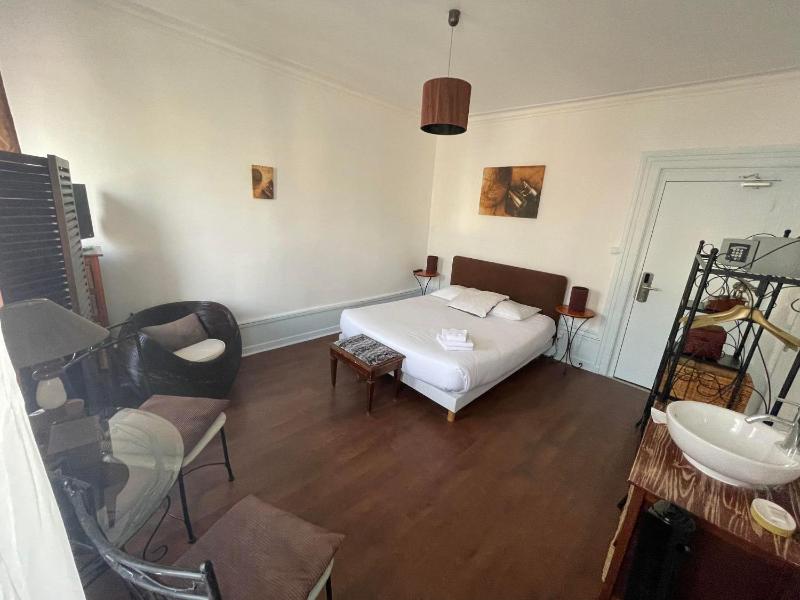 Comfort Double Room image 3