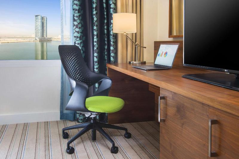 King Room - Mobility Accessible  image 4