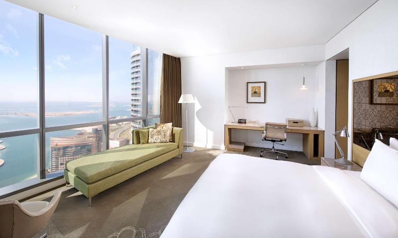 Deluxe King Room with Sea View image 1