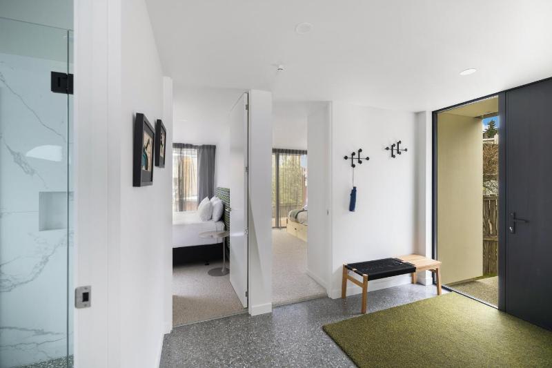 Villa Aurora luxury in the heart of Wanaka - image 11