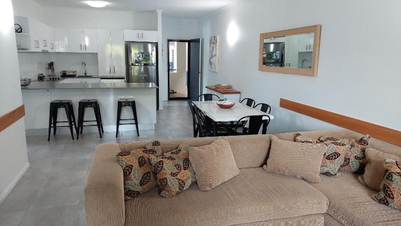 Nautilus Holiday Apartments - image 27