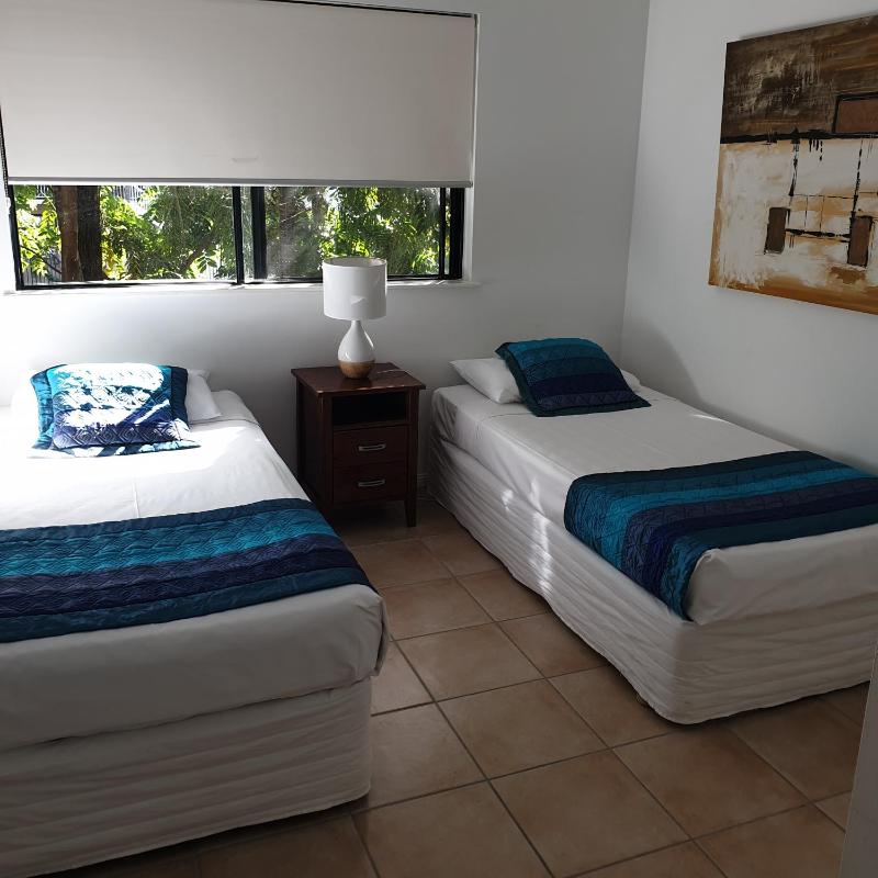 Nautilus Holiday Apartments - image 32
