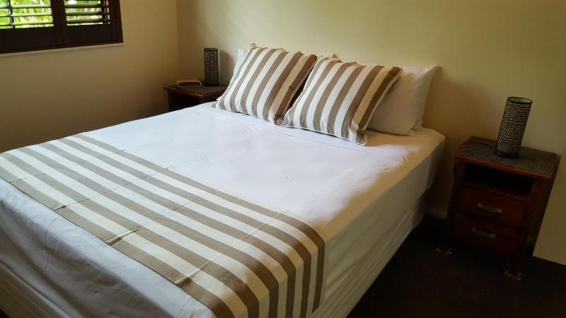 Nautilus Holiday Apartments - image 25