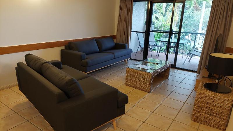 Nautilus Holiday Apartments - image 15