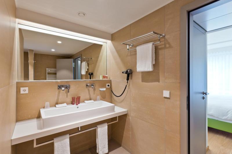 Special Offer - Suite with Wellness & Fitness Access image 1