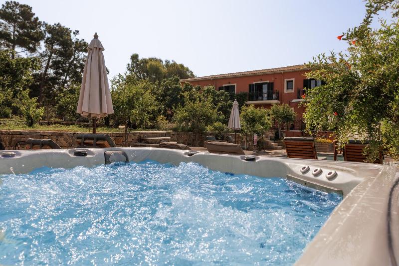 Avra Private Suites - image 24