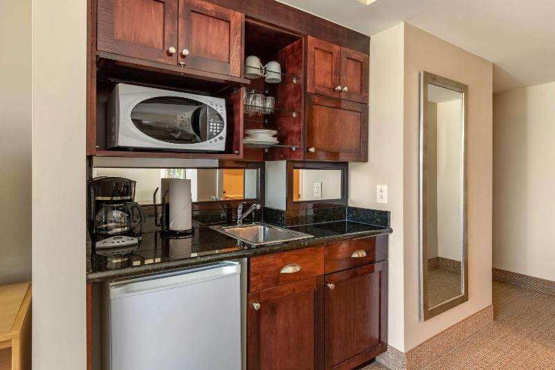 Hilton Vacation Club Ocean Beach Club Virginia Beach - image 16