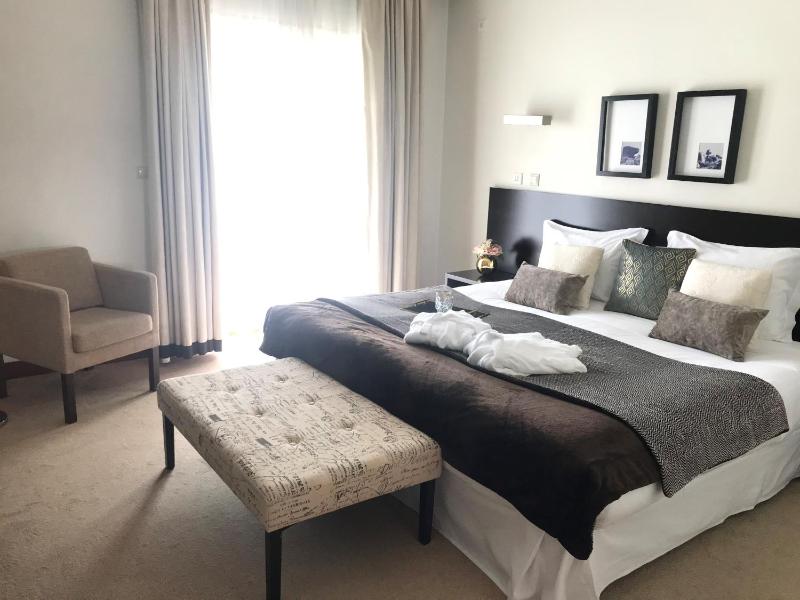 Superior Double Room image 4