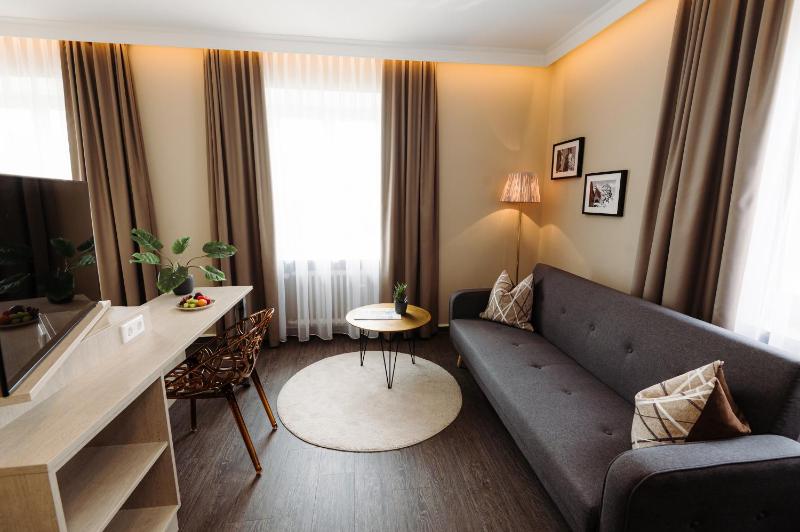 Business Double Room image 1