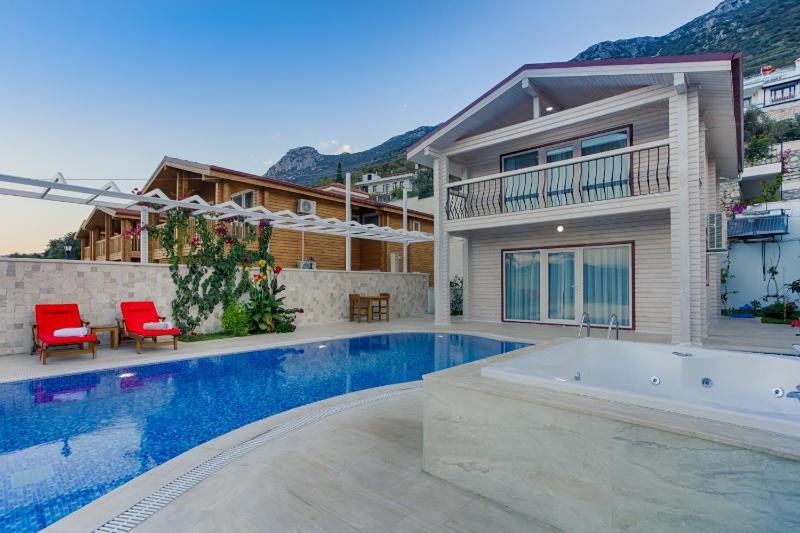Villa Lucida - Kalkan Hills - Exclusive Villas with Private Pool and Majestic Sea Views - image 36