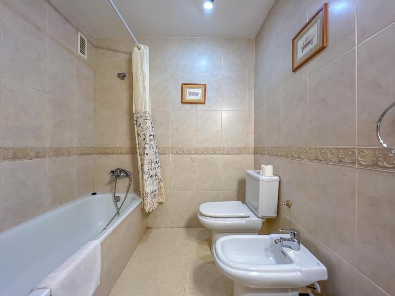 Vivalidays Elia - Fenals - LLoret de Mar - image 17