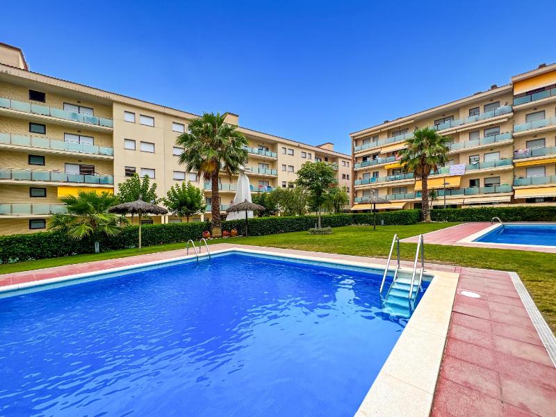 Vivalidays Elia - Fenals - LLoret de Mar - image 4