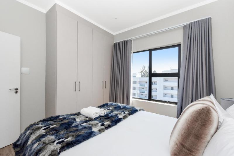 The Monroe Luxury Apartments - image 7