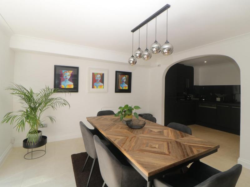 Brompton Gardens - image 16