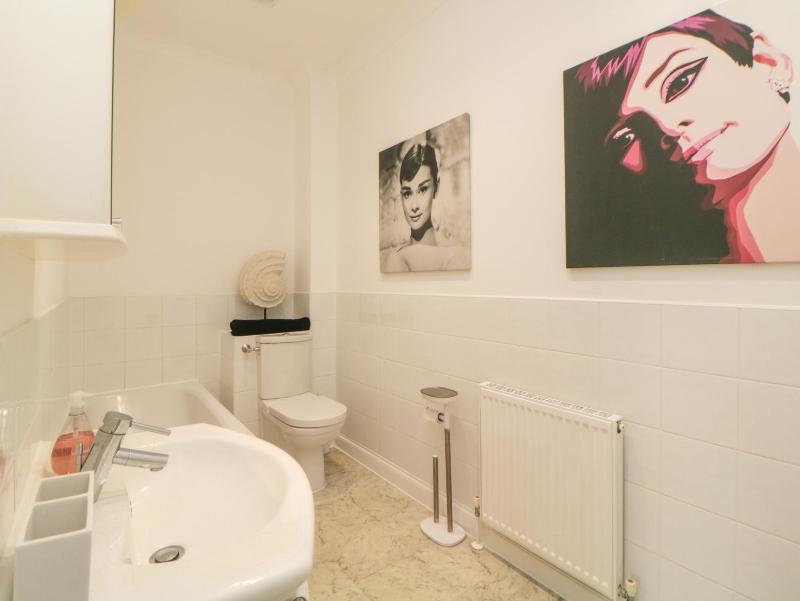 Brompton Gardens - image 31