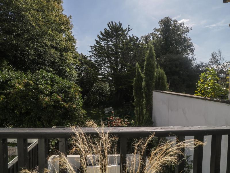 Brompton Gardens - image 23