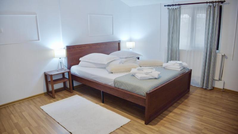Apartment image 4
