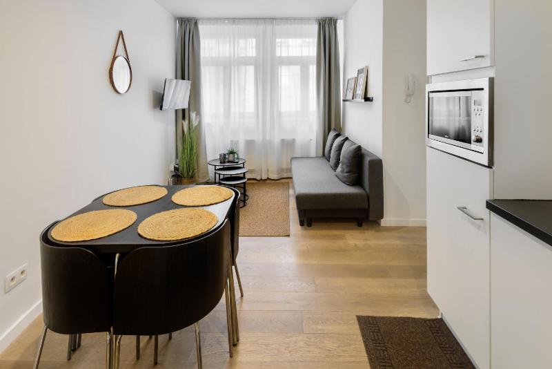 R73 Apartments by Domani Hotels - image 2