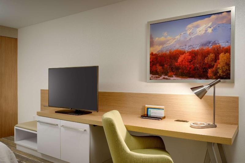 King Room image 4