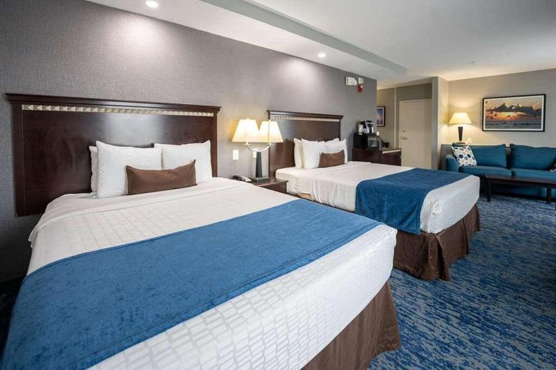 One Room Suite with Two Queen Beds - Non Smoking image 2