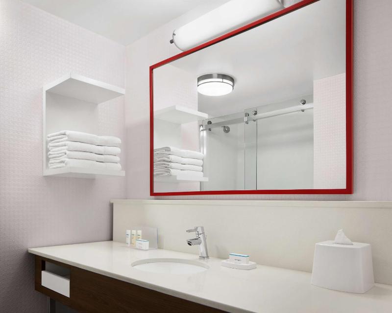 King Studio Suite - Non Smoking image 2