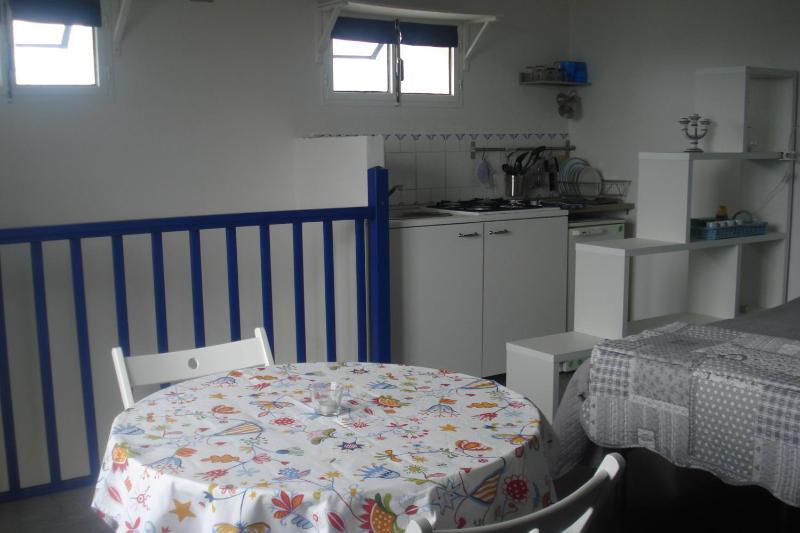 Studio with Lake View image 1