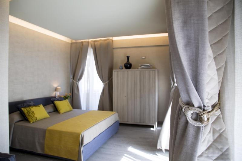 theBed - image 11