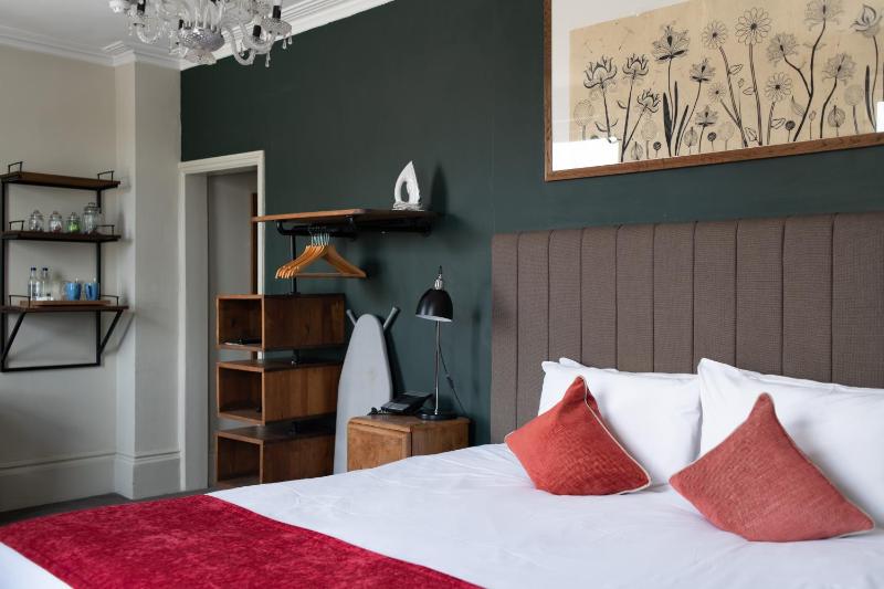 Executive Double Room image 2