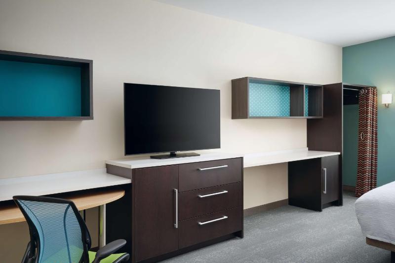 King Studio Suite image 4